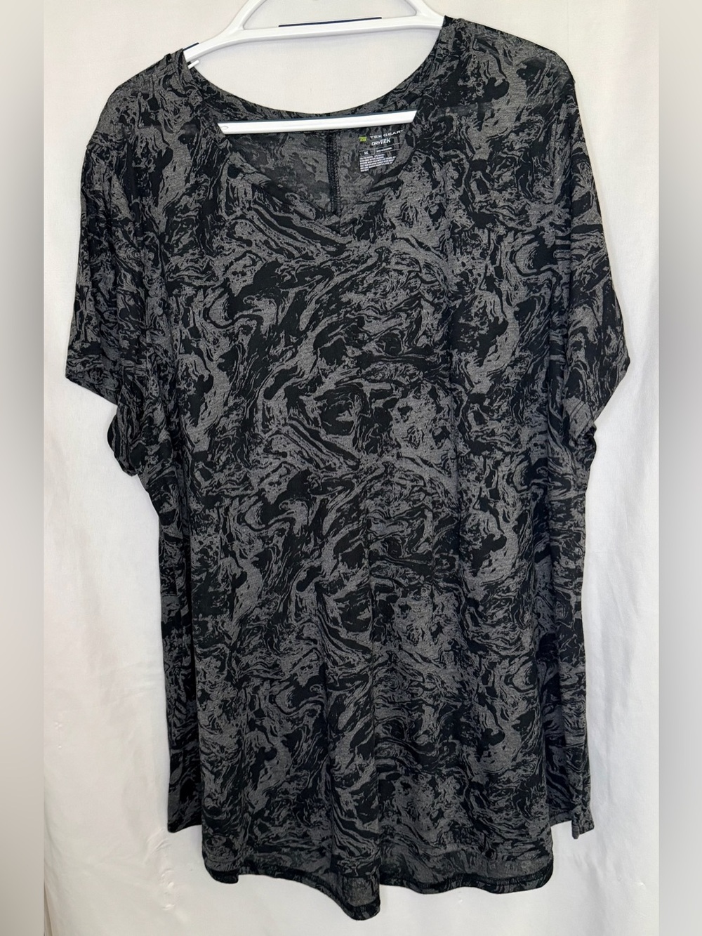 Women's Black Marble-Print Short Sleeve Tee 3X
